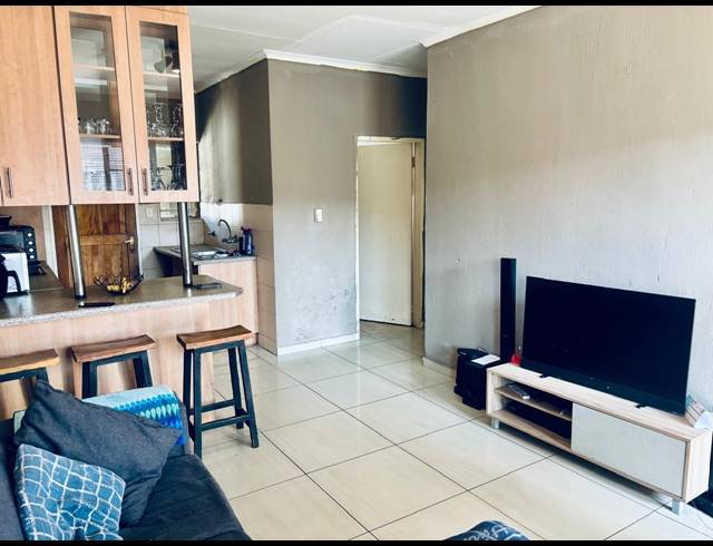 2 BEDROOM APARTMENT FOR SALE IN ELSPARK